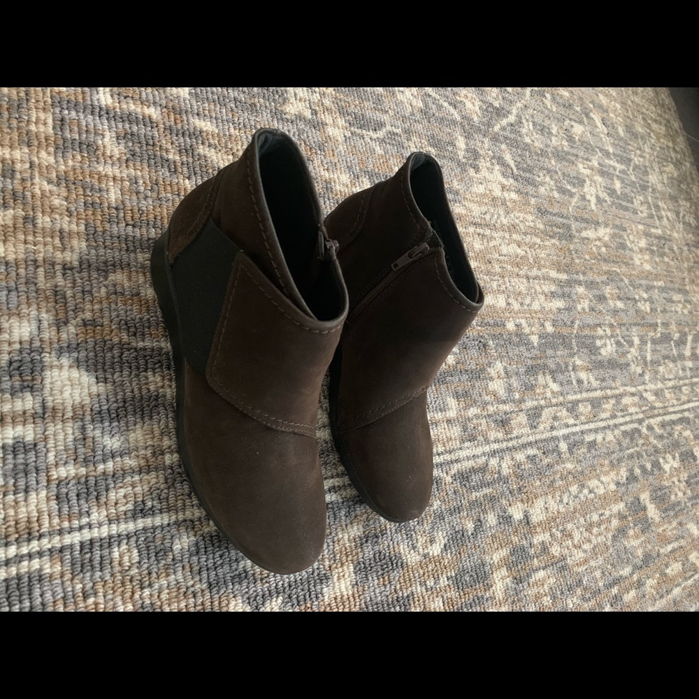 Clark shoes